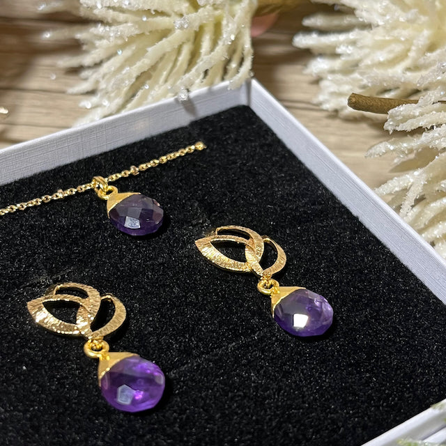 coffret boucles oreilles pendentif femme pierre naturelle amethyste tourmalyn - vue de dessus