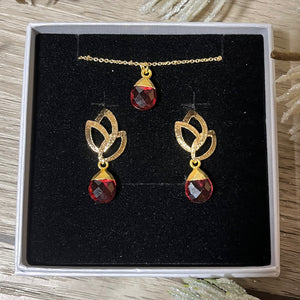 cadeau bijoux femme coffret boucles oreilles et pendentif en pierre naturelle tourmaline rose tourmalyn bijoux - vue coffret