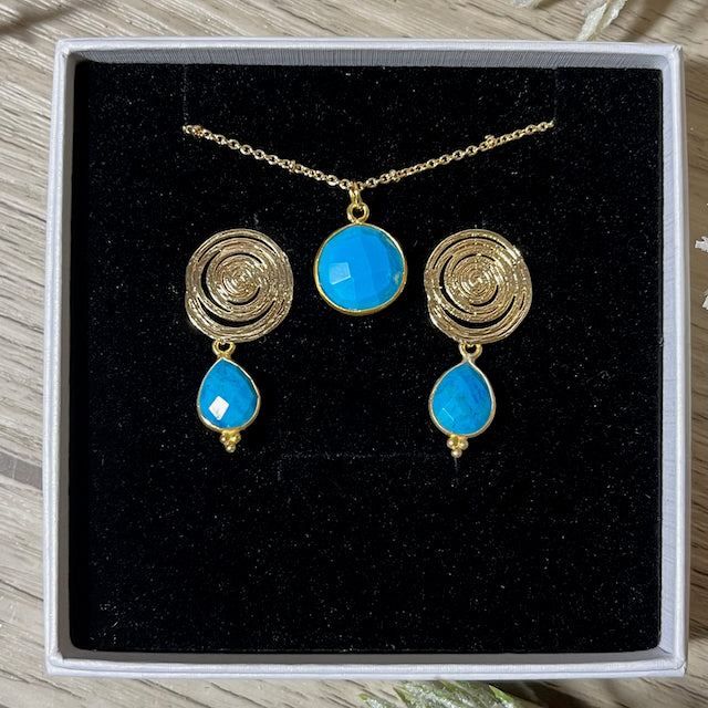 cadeau bijoux femme coffret boucles oreilles et pendentif en pierre naturelle turquoise tourmalyn bijoux - vue de dessus