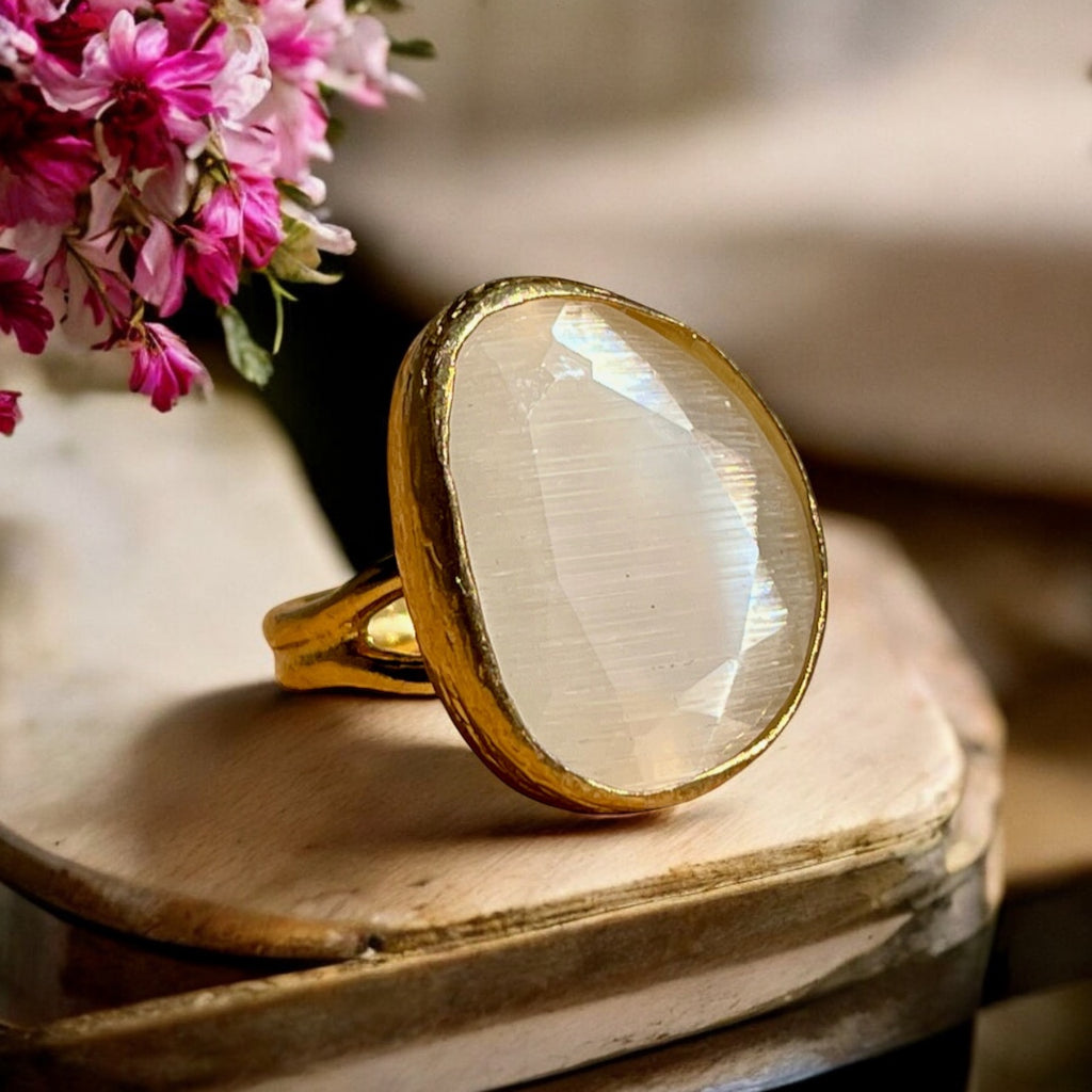 Bague "ELYNE" pierre naturelle agate blanche dorée or fin