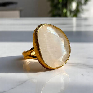 Bague "ELYNE" pierre naturelle agate blanche dorée or fin