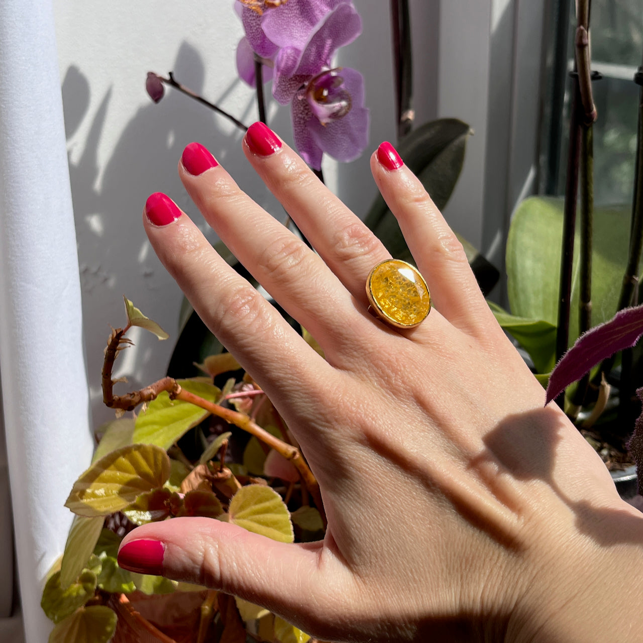 Bague "LITHAYA" pierre naturelle agate jaune craquelée dorée or fin