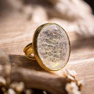 Bague "MIRALYS" pierre naturelle agate blanche craquelée dorée or fin