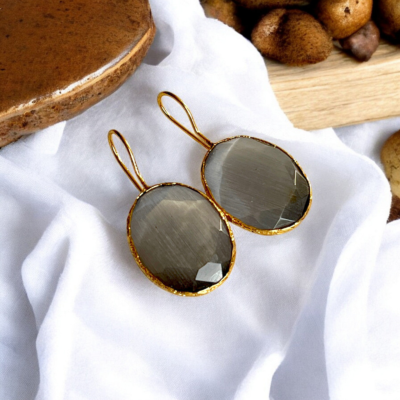 Boucles d’oreilles "SILVARIA" dorées or fin pierre naturelle Agate grise