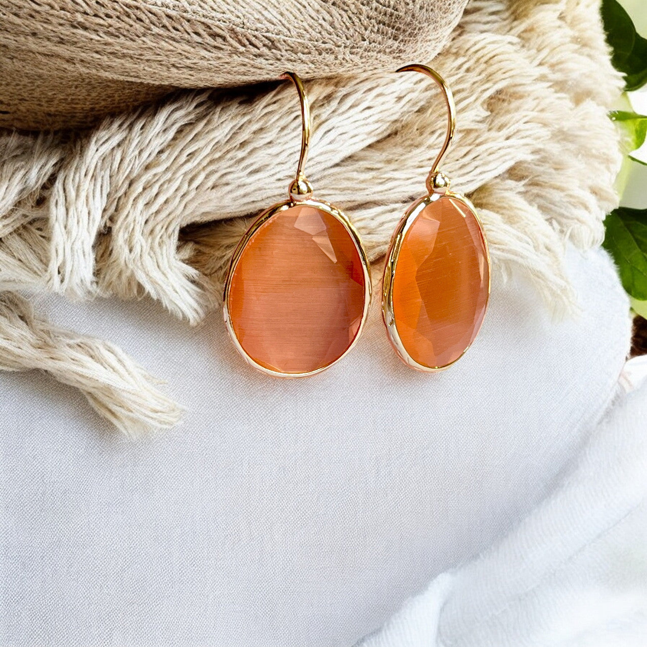 Boucles d’oreilles "MIRAE" pierre naturelle Agate orange dorées or fin