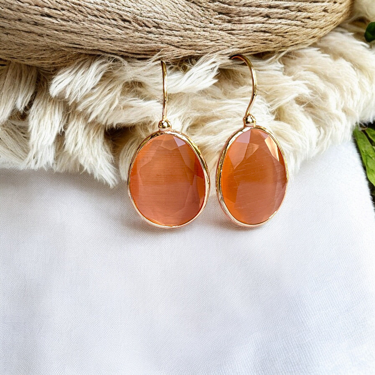 Boucles d’oreilles "MIRAE" pierre naturelle Agate orange dorées or fin