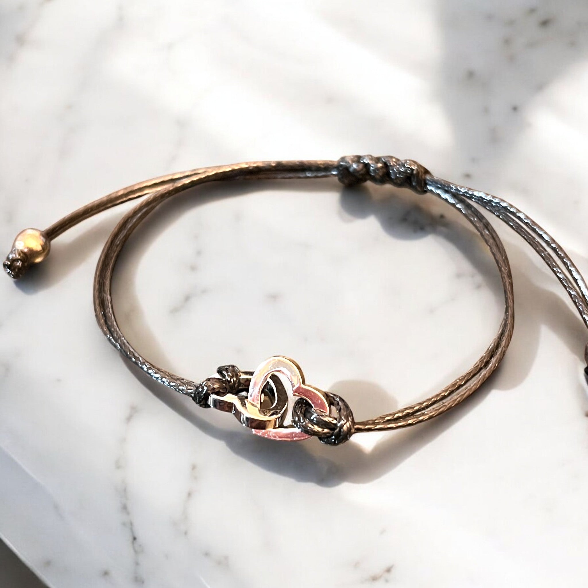 Bracelet "CORAZON" cordon adaptable deux coeurs argentés