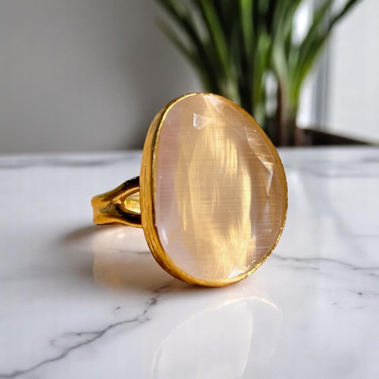 Bague "KARACHI" pierre naturelle agate beige champagne dorée or fin