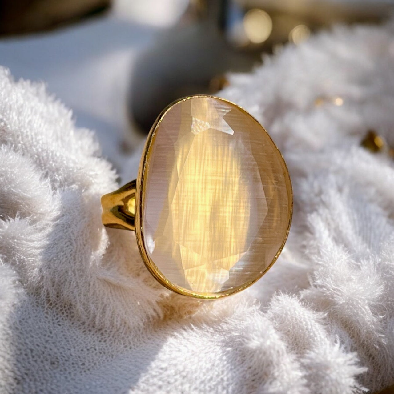 Bague "KARACHI" pierre naturelle agate beige champagne dorée or fin