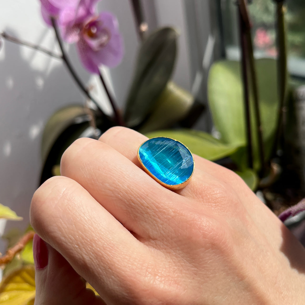 Bague "MUMBAI" pierre naturelle agate bleue dorée or fin