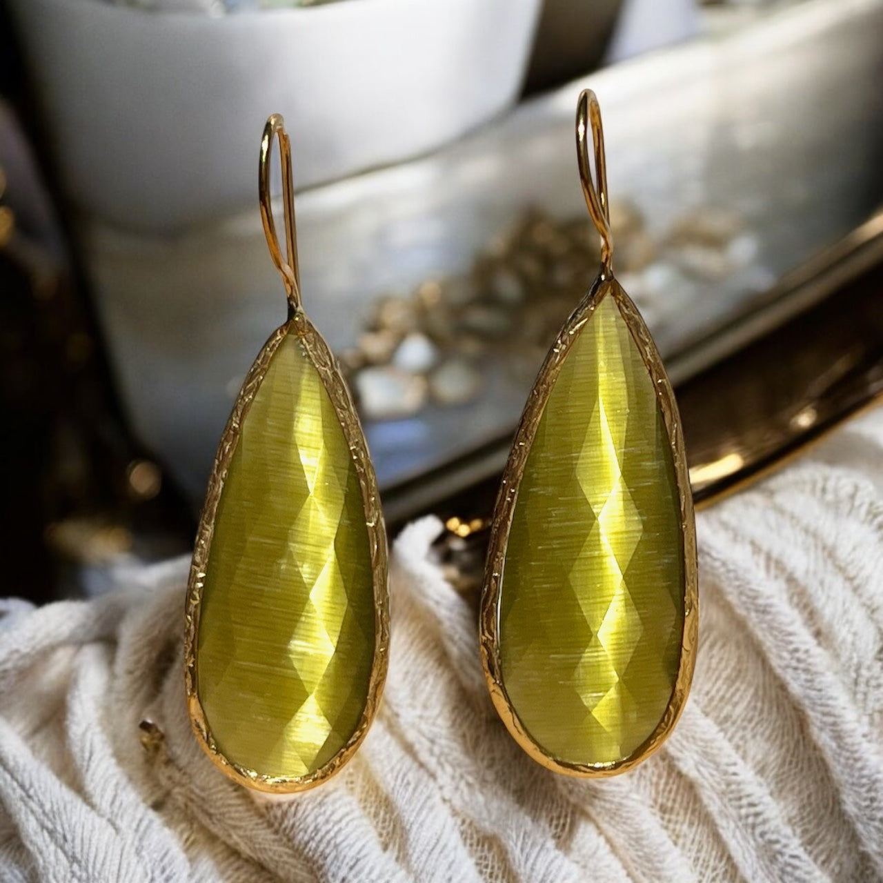 Boucles d’oreilles "NARA" dorées or fin pierre naturelle Agate vert kaki