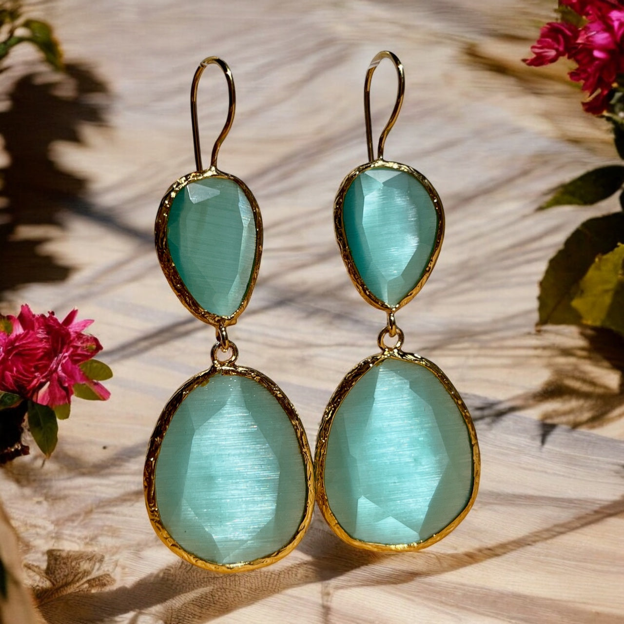 Boucles d'oreilles  "LAGOS" dorées or fin pierre d’ Agate bleue