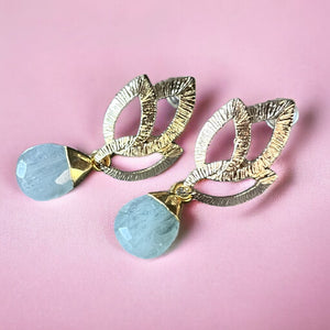 Boucles d’oreilles "LYSANDRA" dorées or fin Aigue - Marine