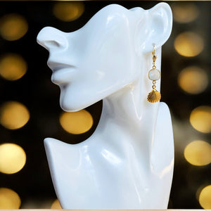 Boucles d’oreilles "COLETTE" dorées or fin en Pierre de Lune
