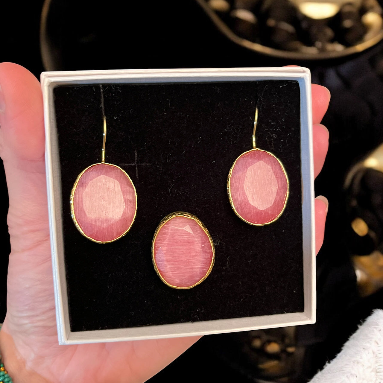 Parure « NYMELIS » dorée or fin en agate rose