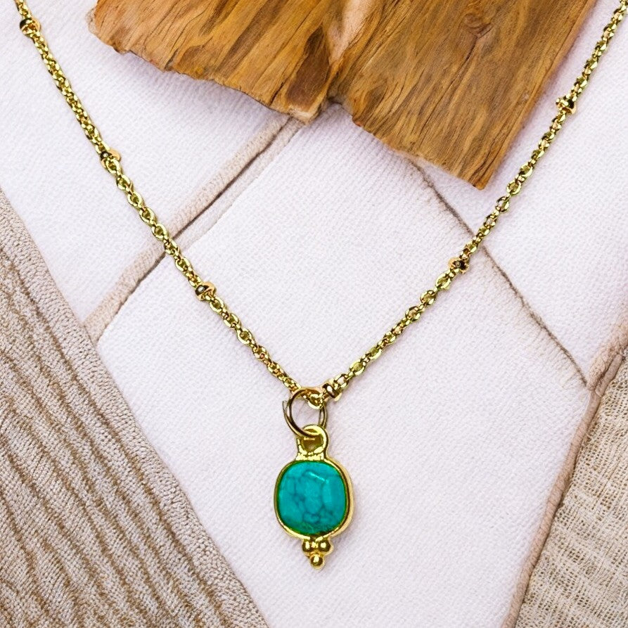 Pendentif "LORRAINE" doré or fin pierre Turquoise
