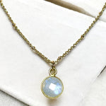 Pendentif "CATERINA" doré or fin en Pierre de lune
