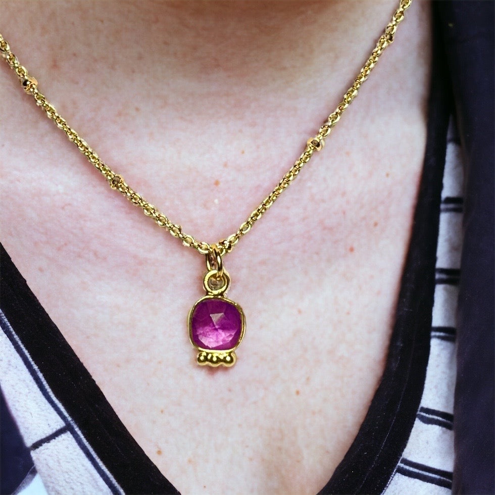 Pendentif "LORENA" doré or fin pierre d’ Améthyste