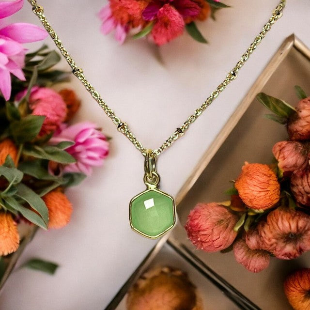 Pendentif "CARLA" doré or fin pierre Calcédoine bleue