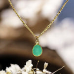 Pendentif "EMILIA" doré or fin pierre Calcédoine bleue