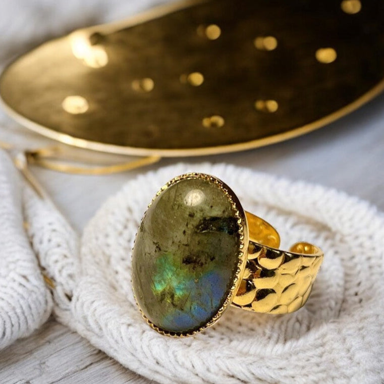 Bague "LAURENCE" dorée or fin en pierre de Labradorite