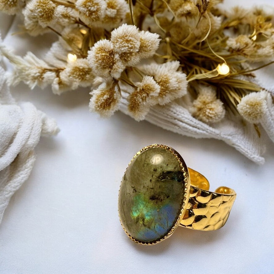 Bague "LAURENCE" dorée or fin en pierre de Labradorite
