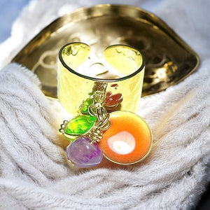 Bague "CONFIANCE" dorée or fin avec pierre de Péridot Améthyste et sequin émaillé