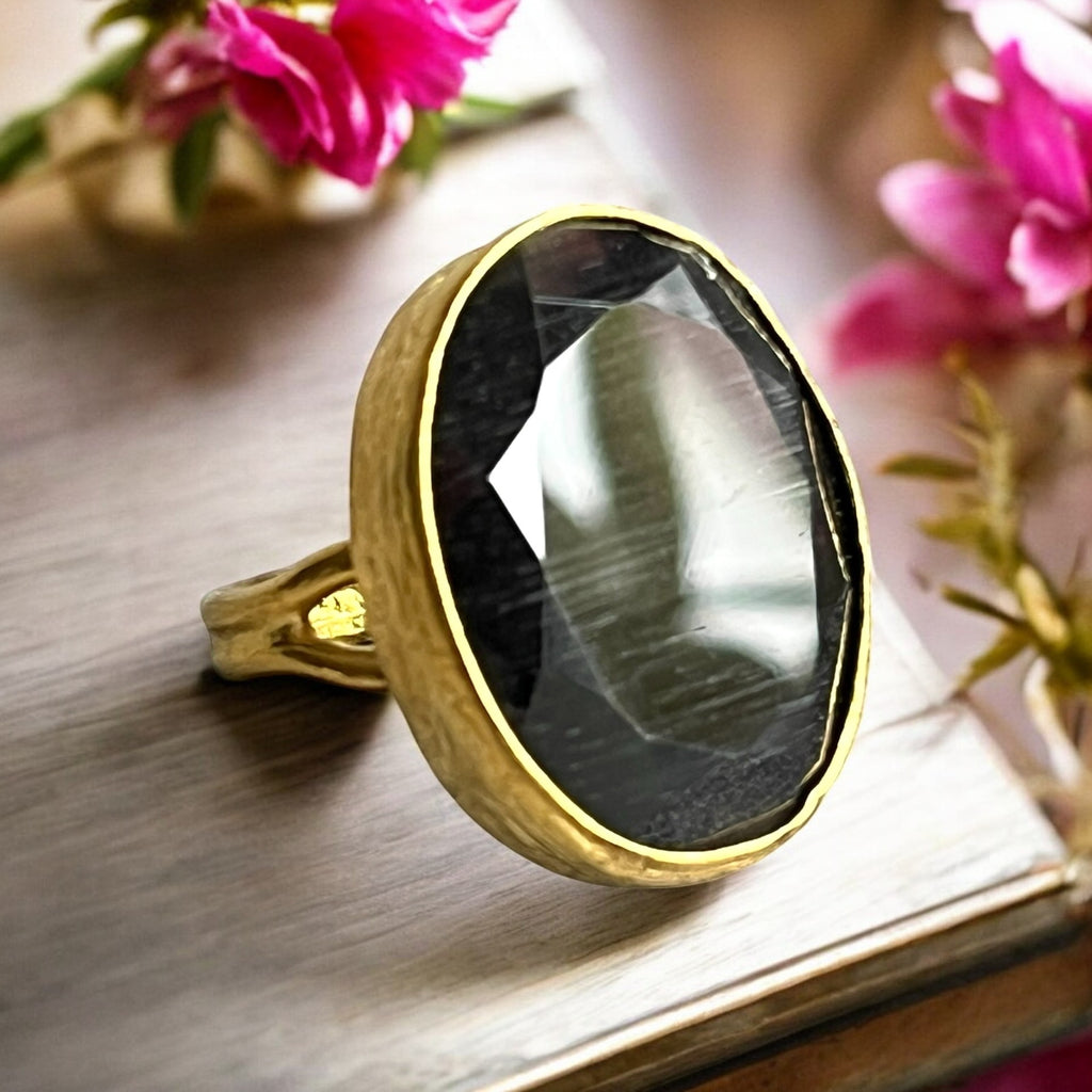 Bague "MAEVA" pierre naturelle agate noire dorée or fin