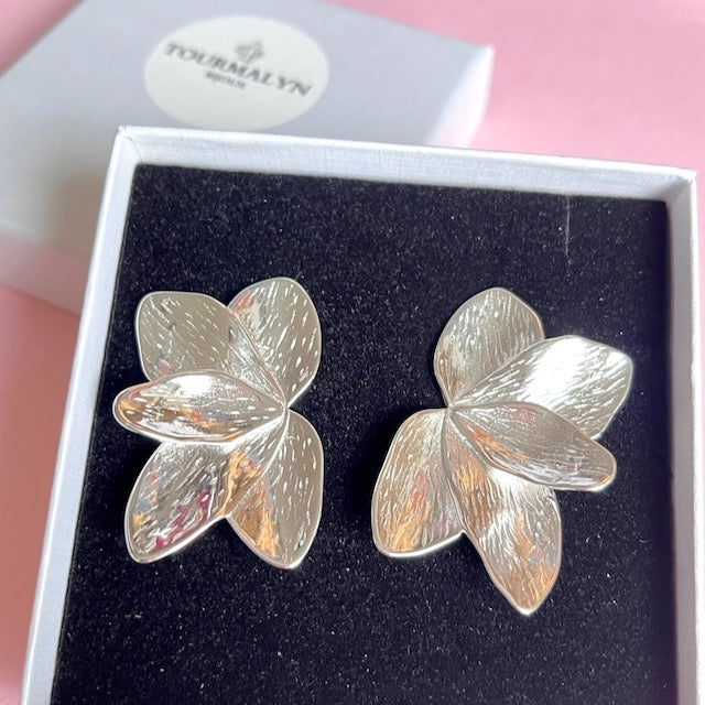 boucles oreilles acier inoxydable femme fleur tourmalyn bijoux - dans boite vue de près