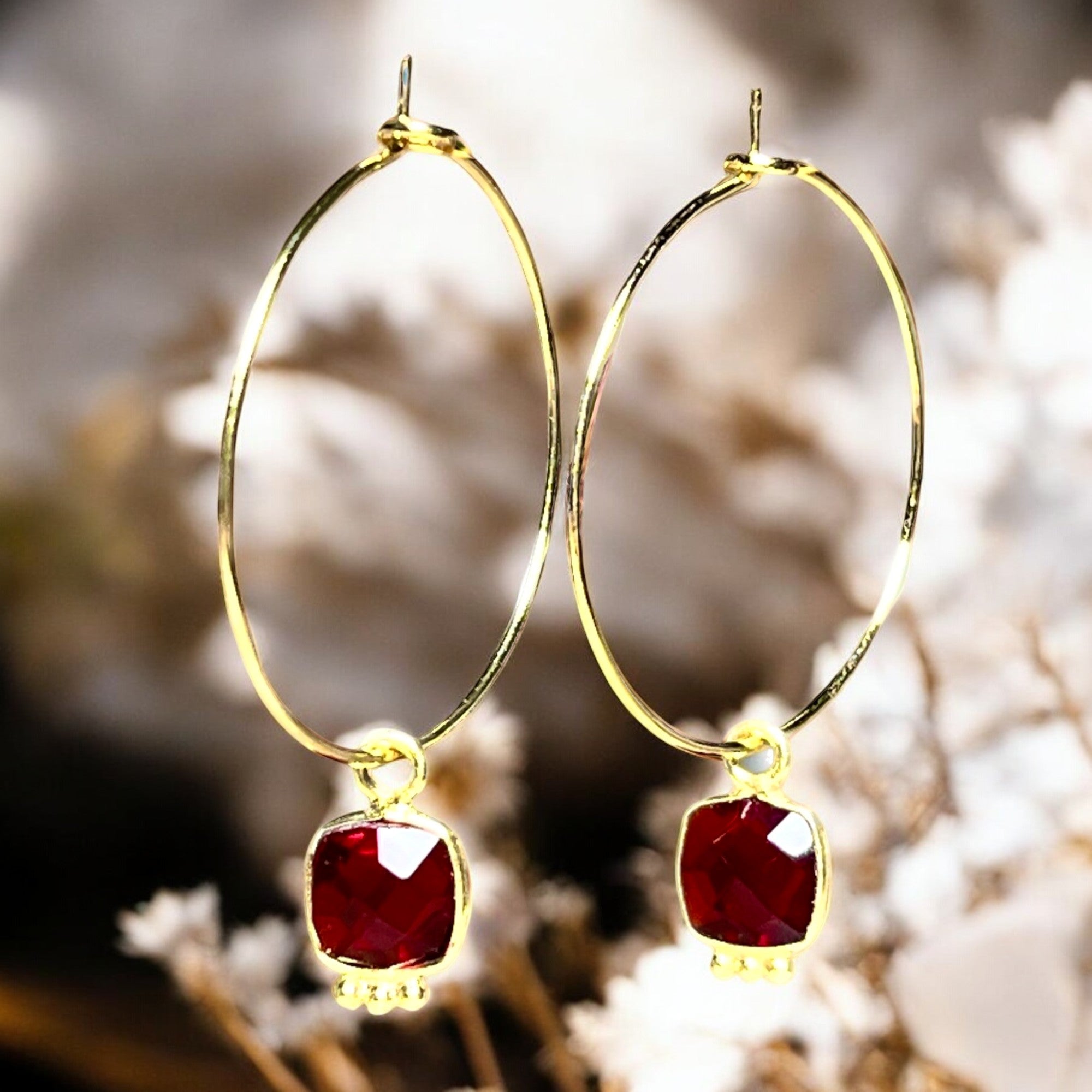 Boucles d'oreilles "ONDINE" Grenat dorées or fin