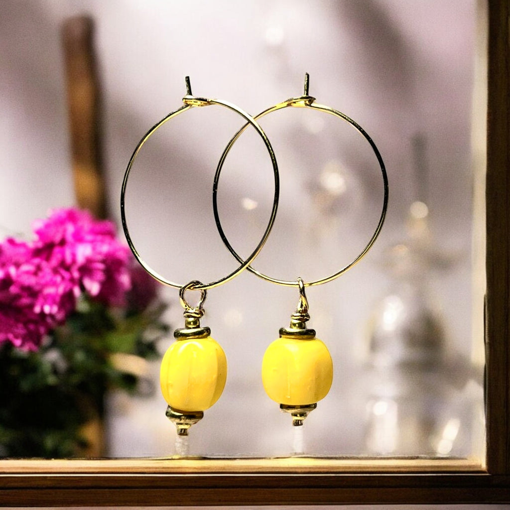Boucles d'oreilles "AMALINA" perles africaines jaunes dorées or fin