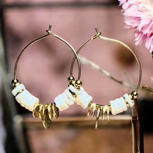 Boucles d'oreilles "VICTOIRE" créoles coquillage