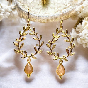 Boucles d'oreilles "ROMANE" dorées or fin pierre de Soleil