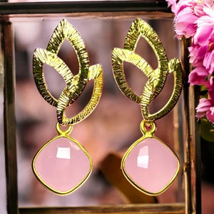 Boucles d’oreilles "CLEMENTINE" dorées or fin Pierre de Calcédoine rose