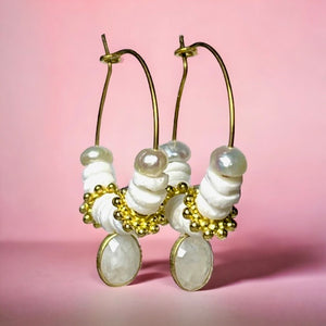 boucles-oreilles-femme-pierre-de-lune-naturelle-dore-or-fin-cadeau-tourmalyn-bijoux
