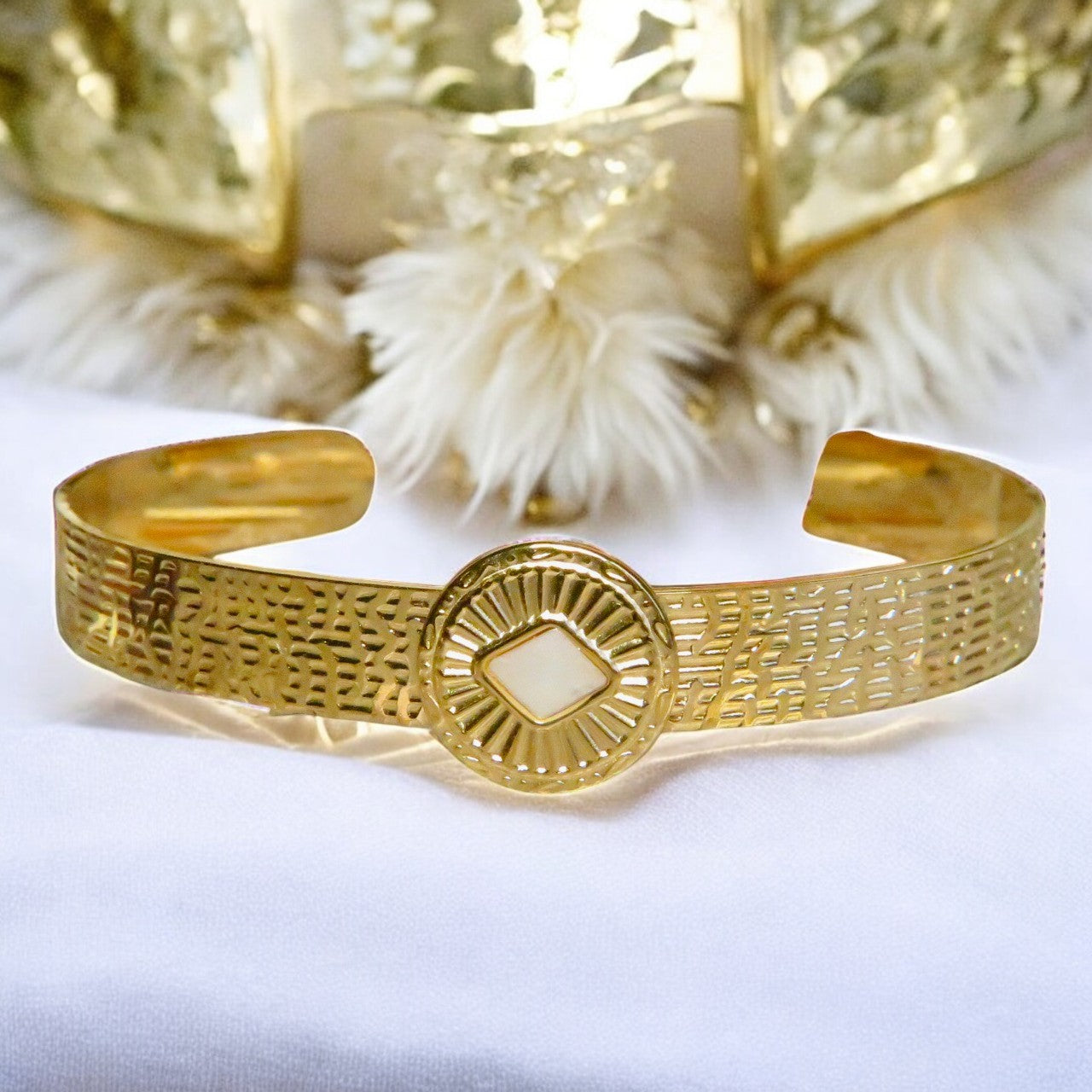 Bracelet "IRÈNE" acier doré - adaptable avec Nacre naturelle