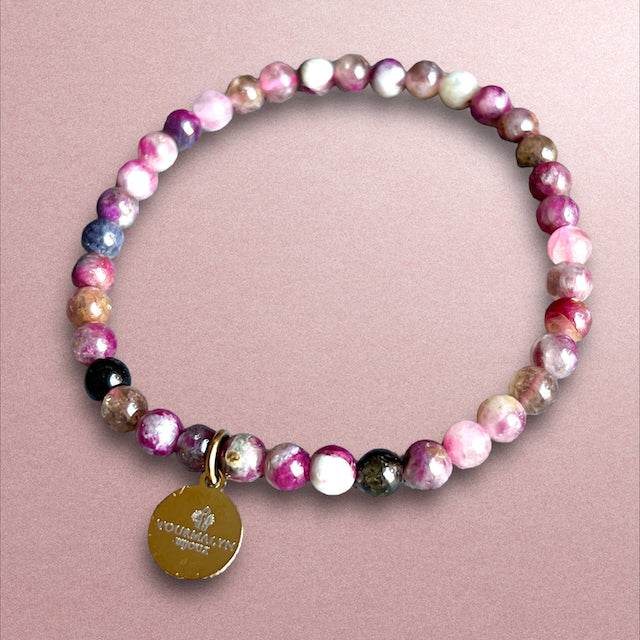 bracelet femme pierre tourmaline cadeau bijoux - fond beige