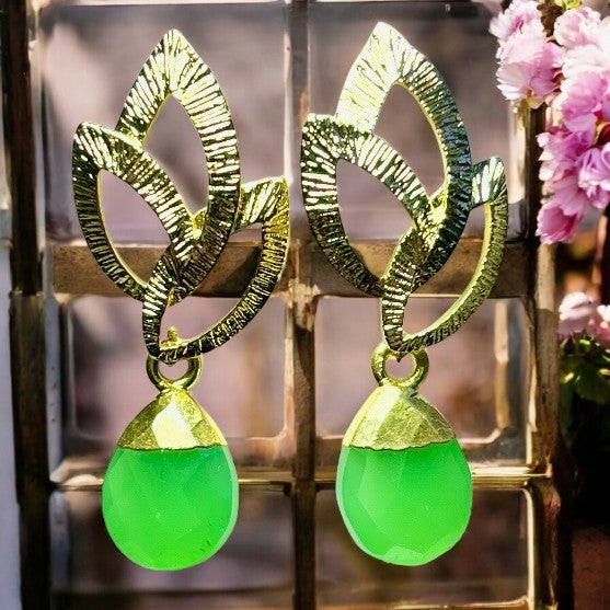 Boucles d’oreilles "LILY" dorées or fin Calcédoine Verte
