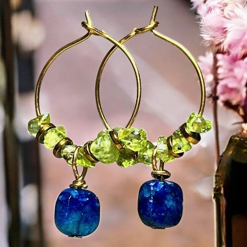 Boucles d'oreilles "SOPHIE" Apatite Péridot et Hématite acier doré