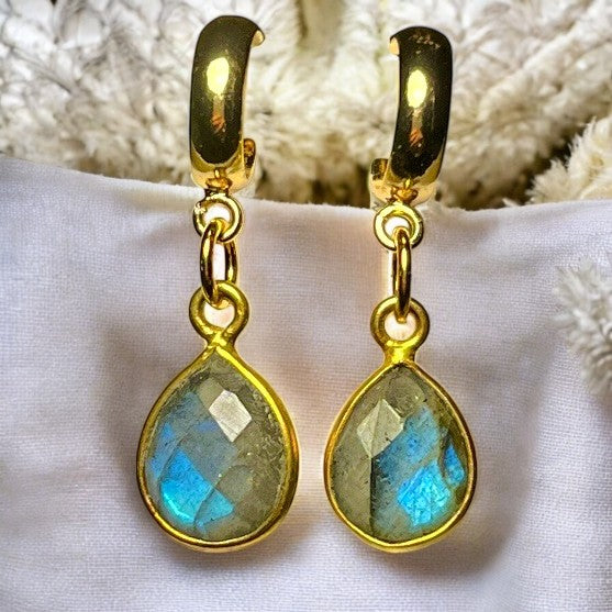Boucles d’oreilles "LUNA" dorées or fin Labradorite