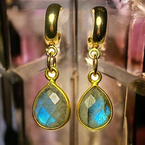 Boucles d’oreilles "LUNA" dorées or fin Labradorite
