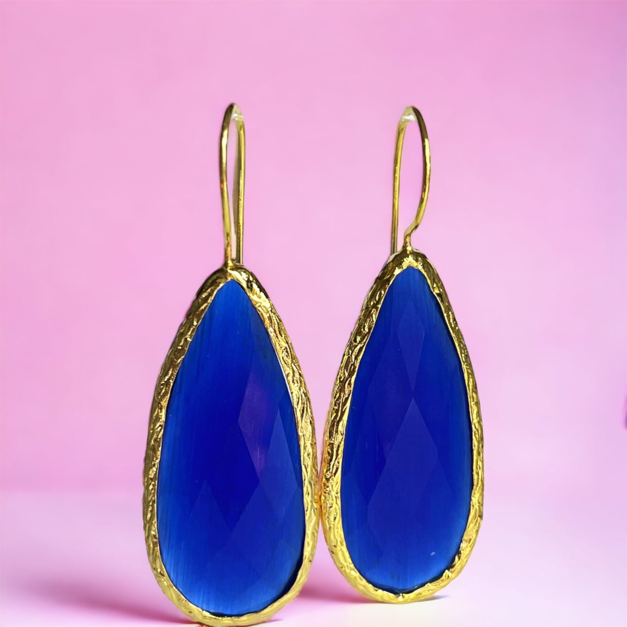 Boucles d’oreilles "ATLANTA" pierre naturelle Agate bleue dorées or fin - longues