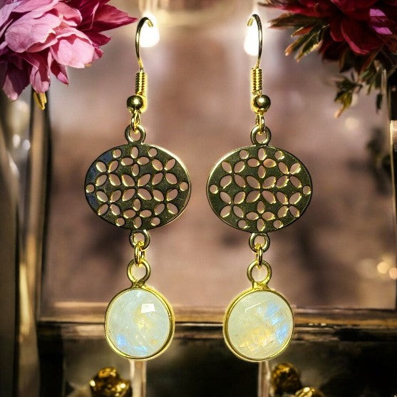 Boucles d’oreilles "MADELINE" dorées or fin en Pierre de lune