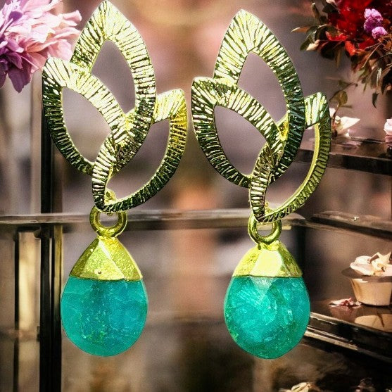 Boucles d’oreilles "GRACE" dorées or fin Calcédoine Verte