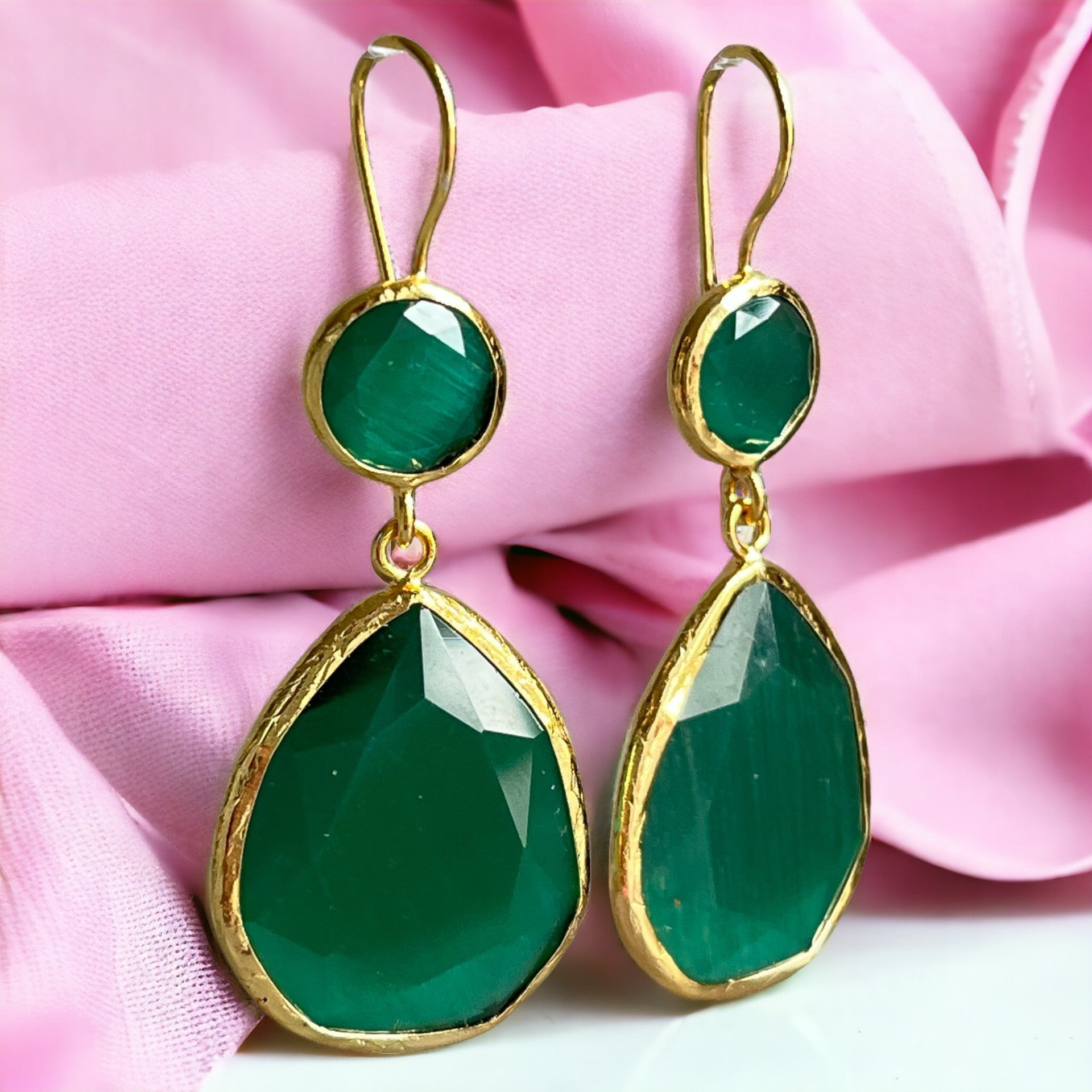 boucles-oreilles-or-cadeau-femme-pierre-naturelle-agate-verte-doree-or-fin-tourmalyn-bijoux