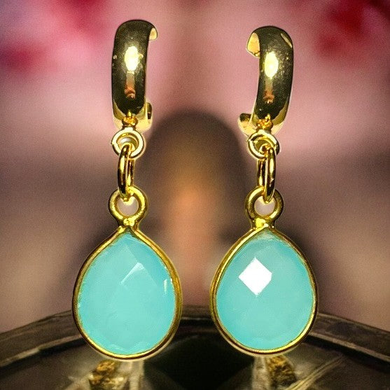 Boucles d’oreilles "FLORENCE" dorées or fin Calcédoine bleue