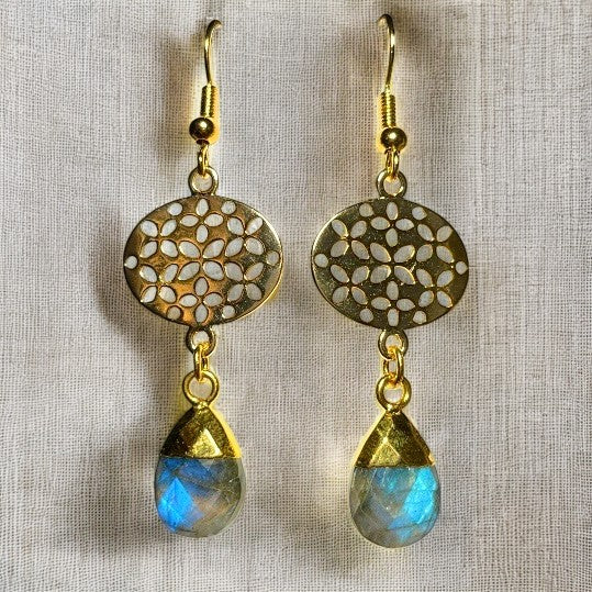 Boucles d’oreilles "NORA" dorées or fin en Labradorite