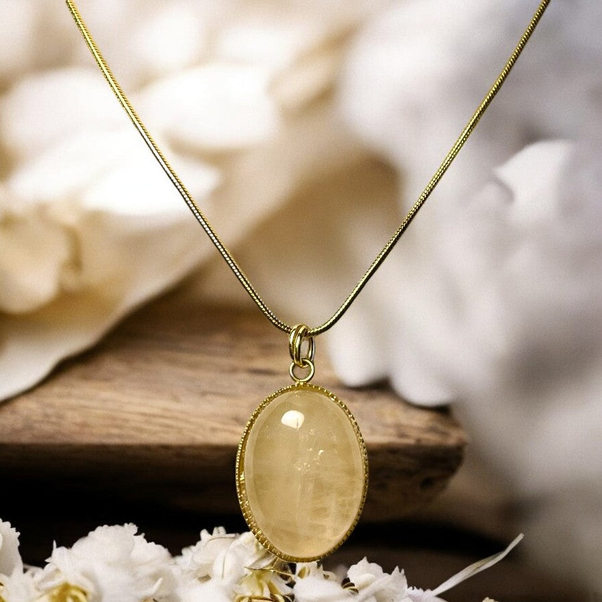 Pendentif "CORINNE" en pierre de Quartz Rose