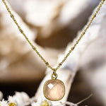 Pendentif "AMBRA" doré or fin pierre de Quartz Rose