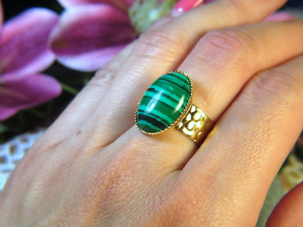 Bague "LILA" dorée or fin en pierre de Malachite